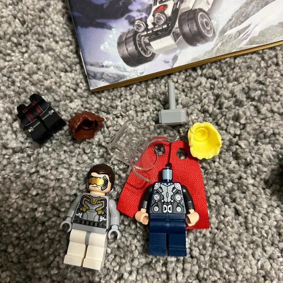 Lego 76030 Super Heroes Avengers Hydra Showdown - Picture 3 of 3